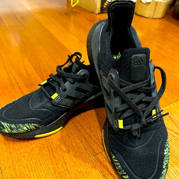 Adidas Ultra boost 22 - Picture 1 of 1